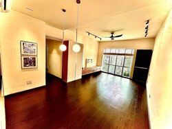 Landbay Condominium (D16), Condominium #524064201
